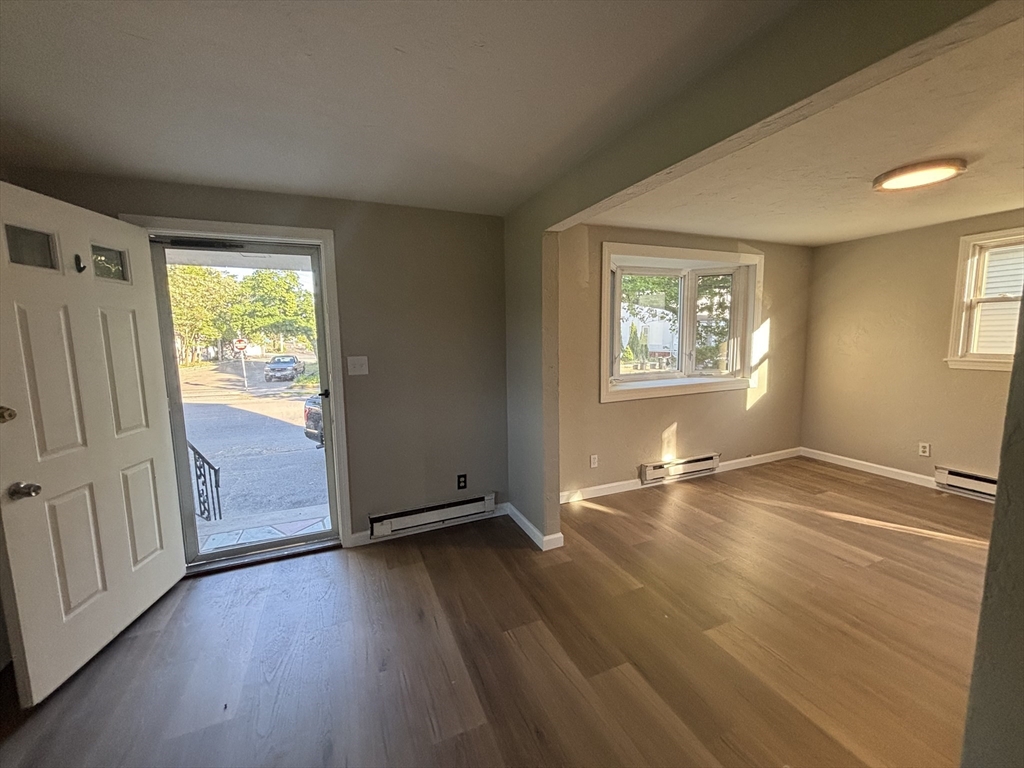 162 Essex Street, Unit 1 Swampscott, MA 01907 - Photo 9 of 17