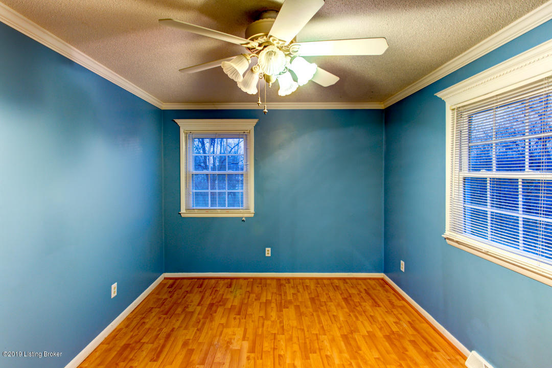 491 West Elm Road Radcliff, KY 40160 - Photo 18 of 36 419 W Elm Rd-18