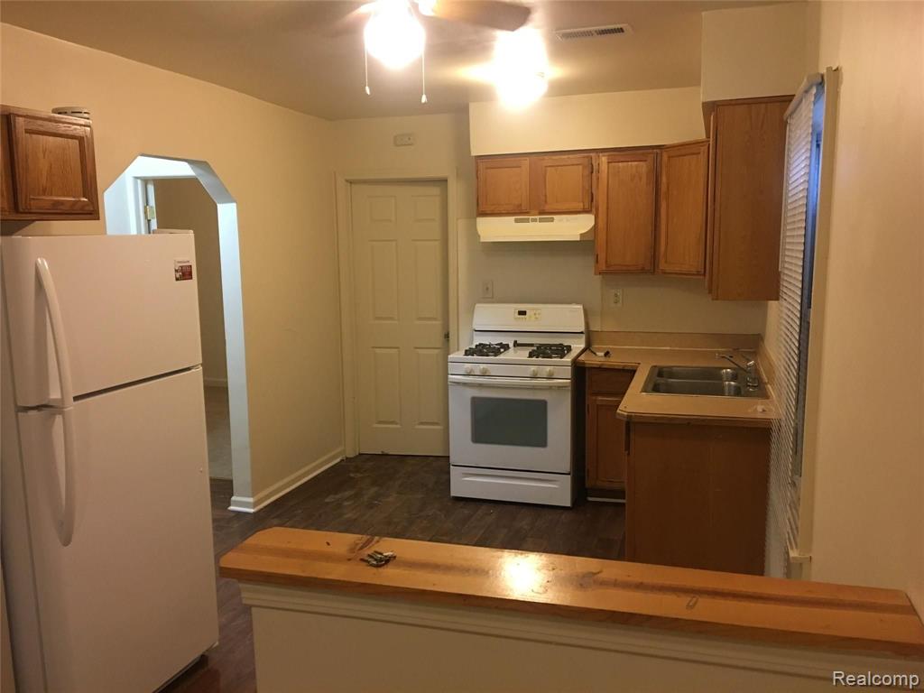 4129 Ash Street Inkster, MI 48141 - Photo 7 of 29