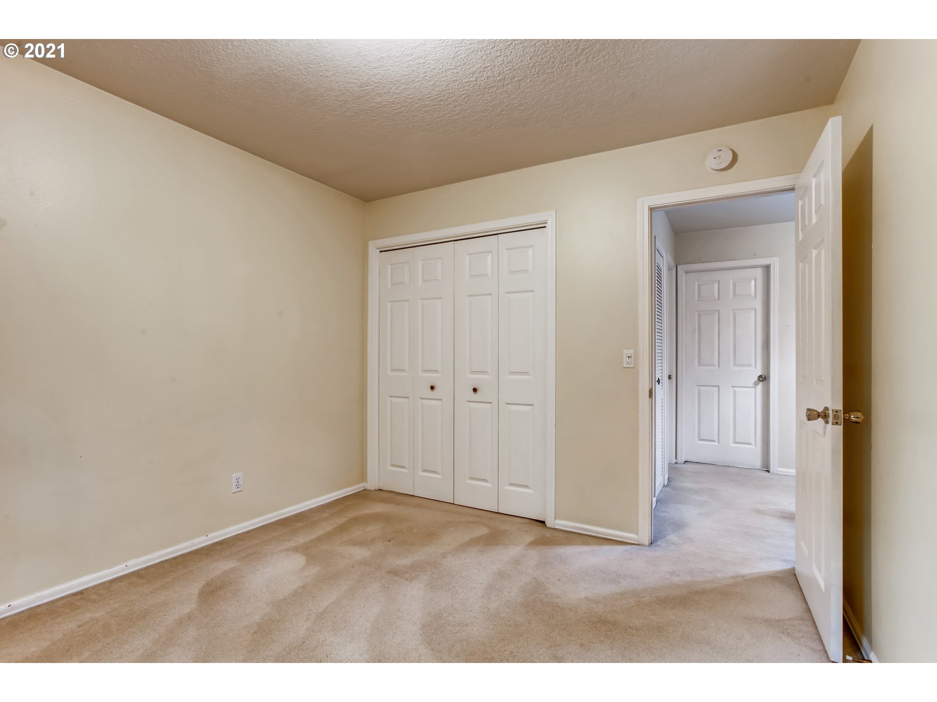 8005 Southwest Devon Lane Portland, OR 97219 - Photo 25 of 32 Gallery Image 25