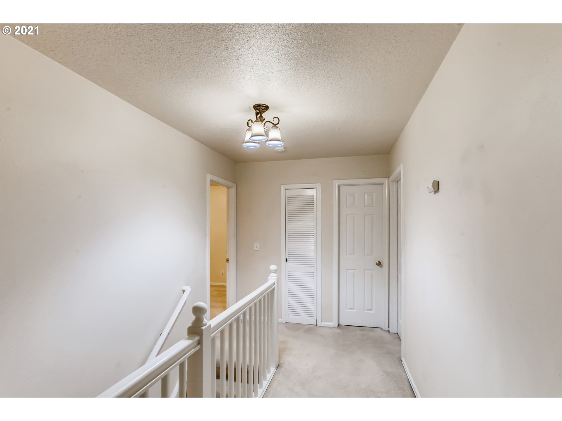 8005 Southwest Devon Lane Portland, OR 97219 - Photo 26 of 32 Gallery Image 26