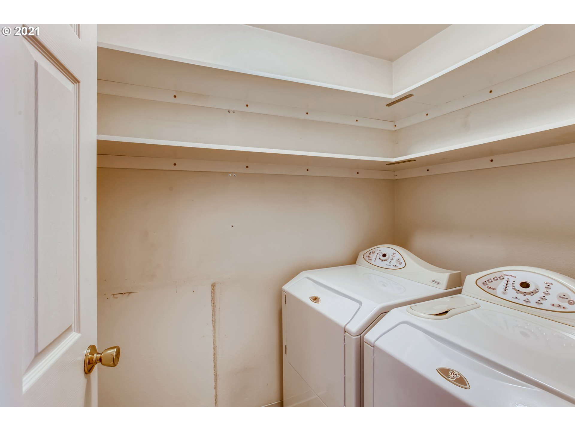 8005 Southwest Devon Lane Portland, OR 97219 - Photo 27 of 32 Gallery Image 27
