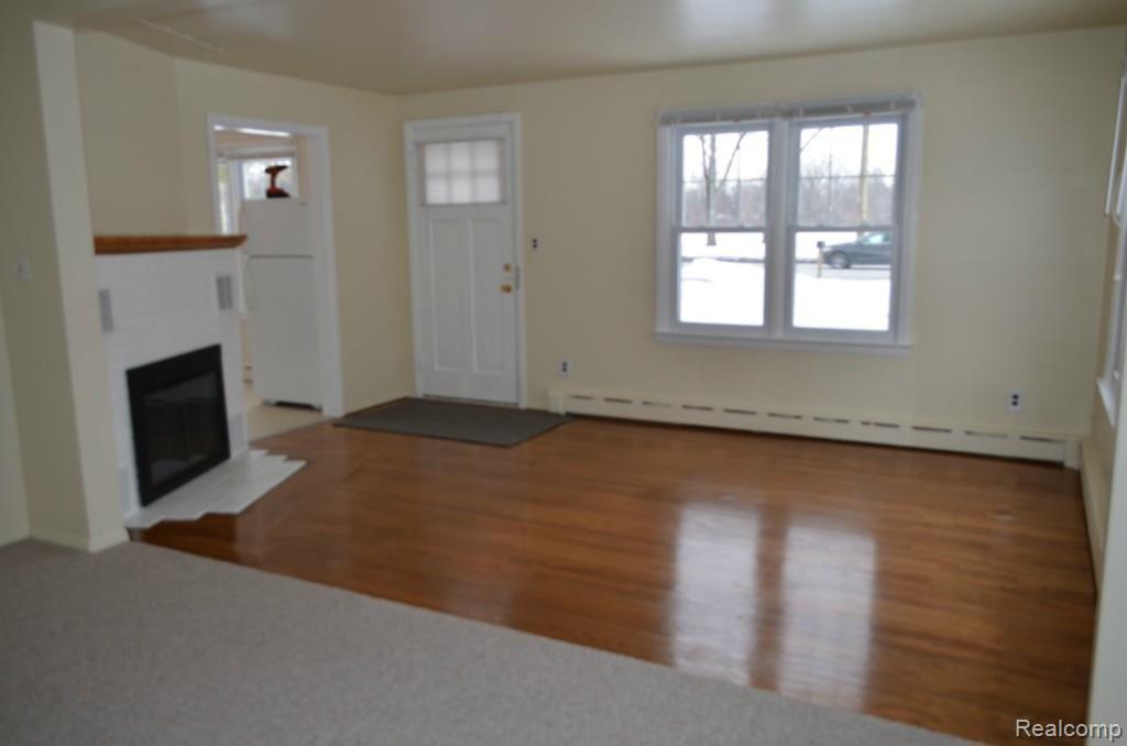 15605 Inkster Road Livonia, MI 48154 - Photo 3 of 22 DinningRoom1.jpg