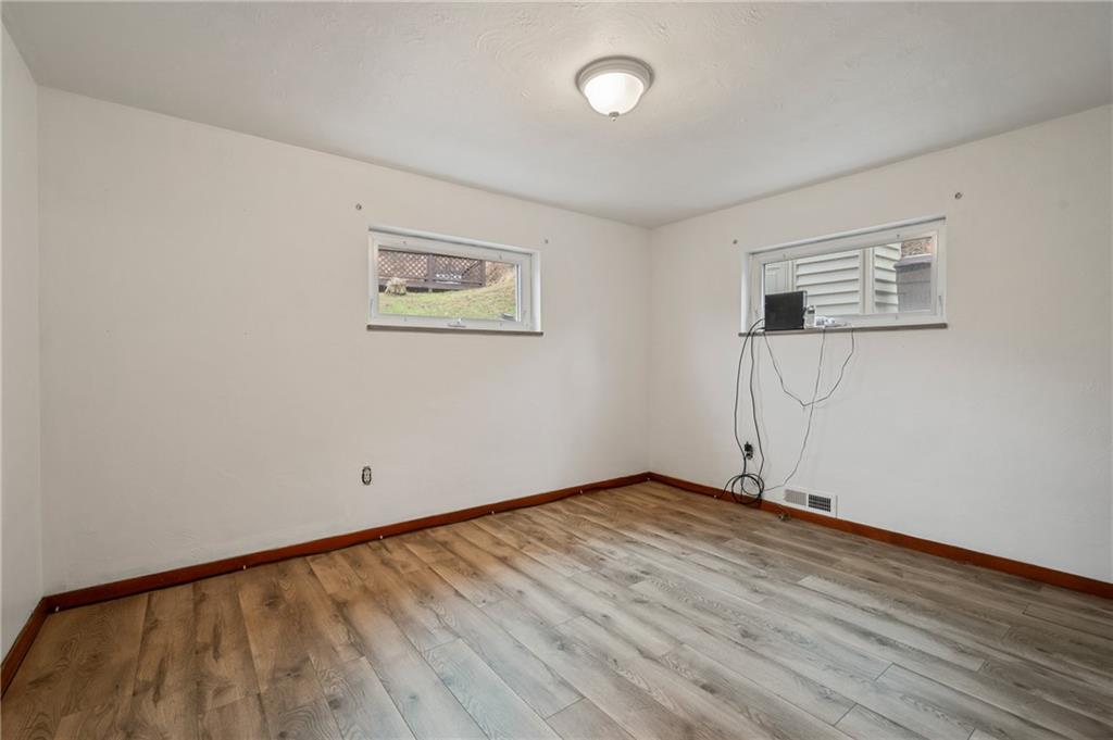 139 Jacks Run Road Pittsburgh, PA 15214 - Photo 12 of 21 Gallery Image 12