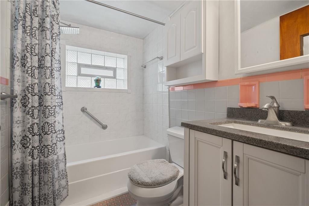 139 Jacks Run Road Pittsburgh, PA 15214 - Photo 14 of 21 Gallery Image 14