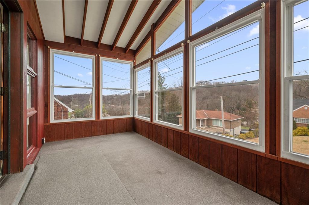 139 Jacks Run Road Pittsburgh, PA 15214 - Photo 3 of 21 Gallery Image 3