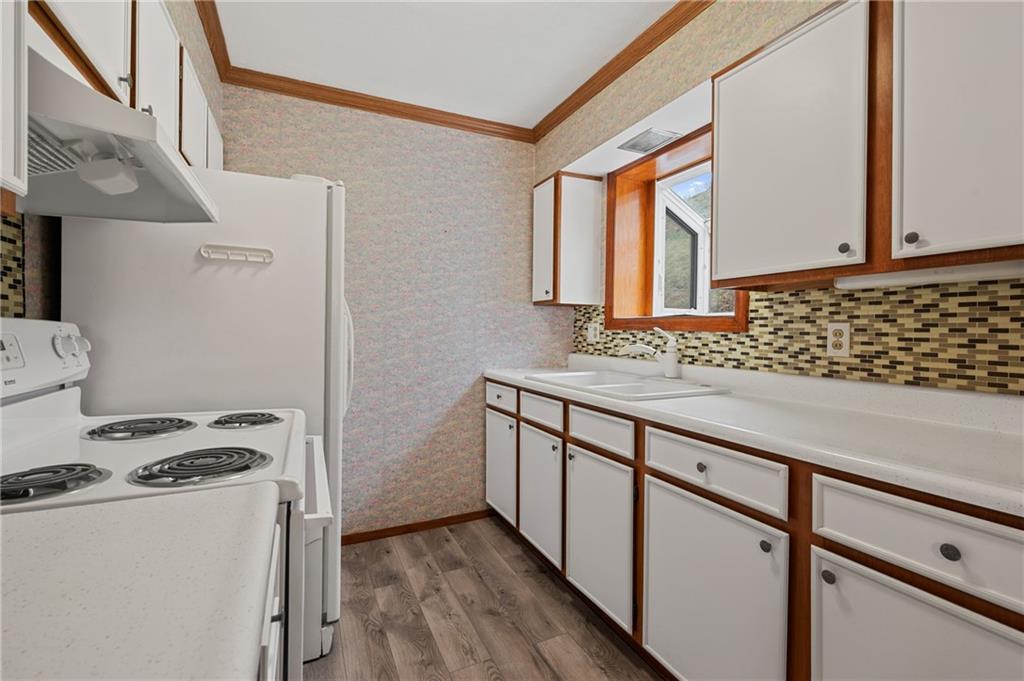 139 Jacks Run Road Pittsburgh, PA 15214 - Photo 8 of 21 Gallery Image 8