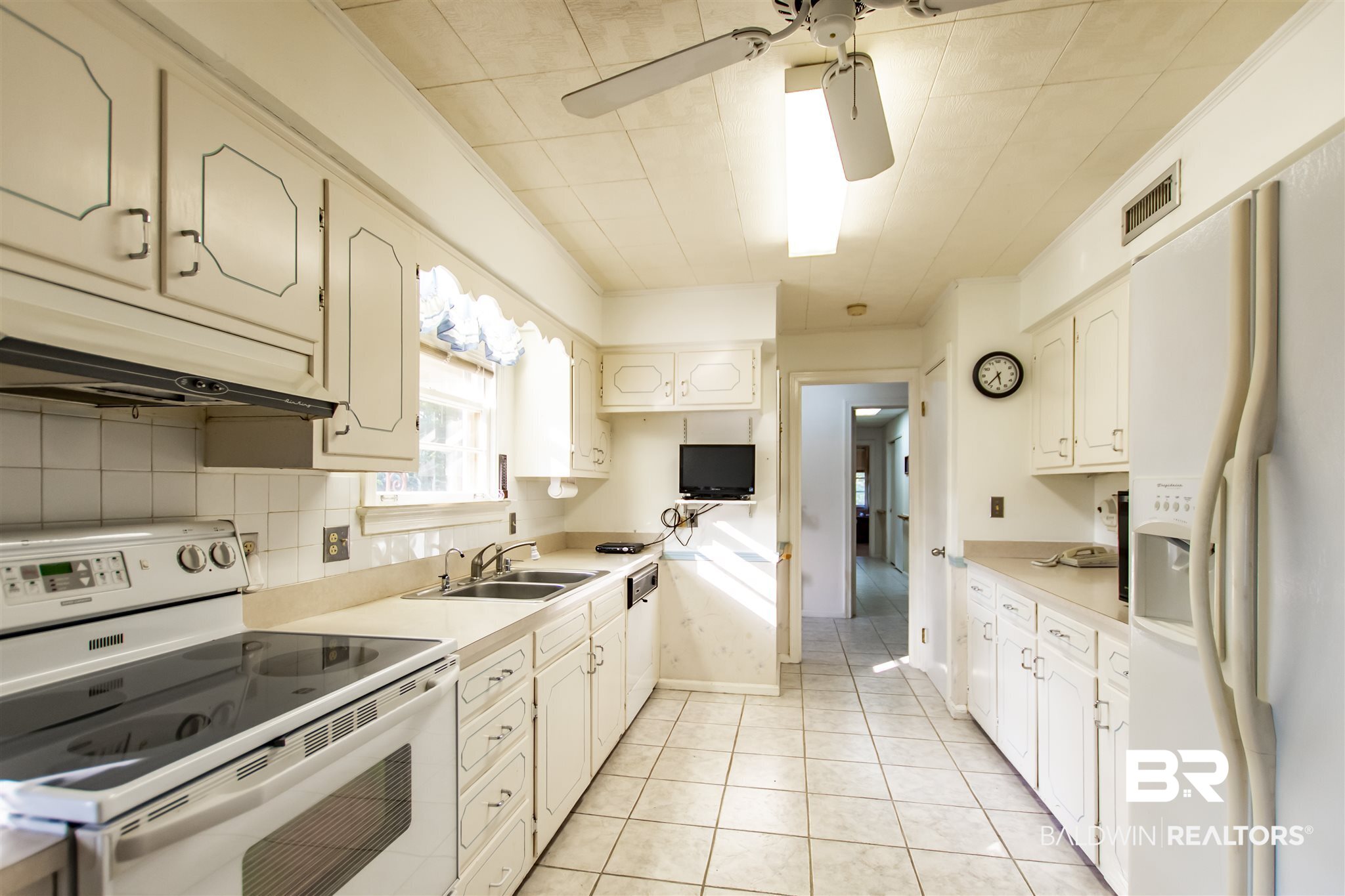 400 Thornton Place Mobile, AL 36609 - Photo 15 of 34