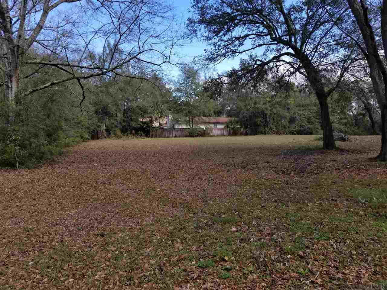 8315 B Wilde Lake Road Pensacola, FL 32526 - Photo 2 of 4 Gallery Image 2