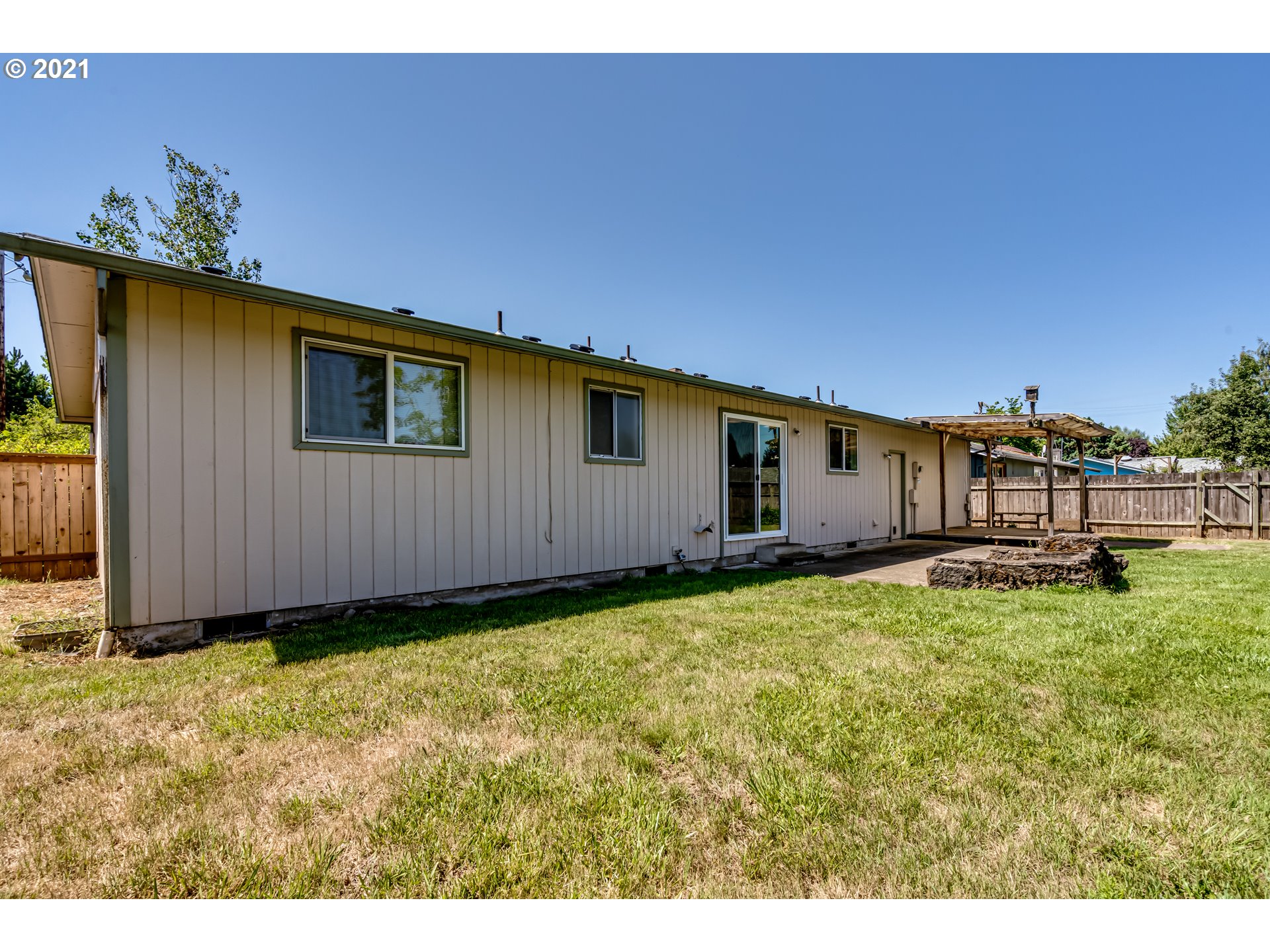 6926 D Street Springfield, OR 97478 - Photo 18 of 20 Gallery Image 18