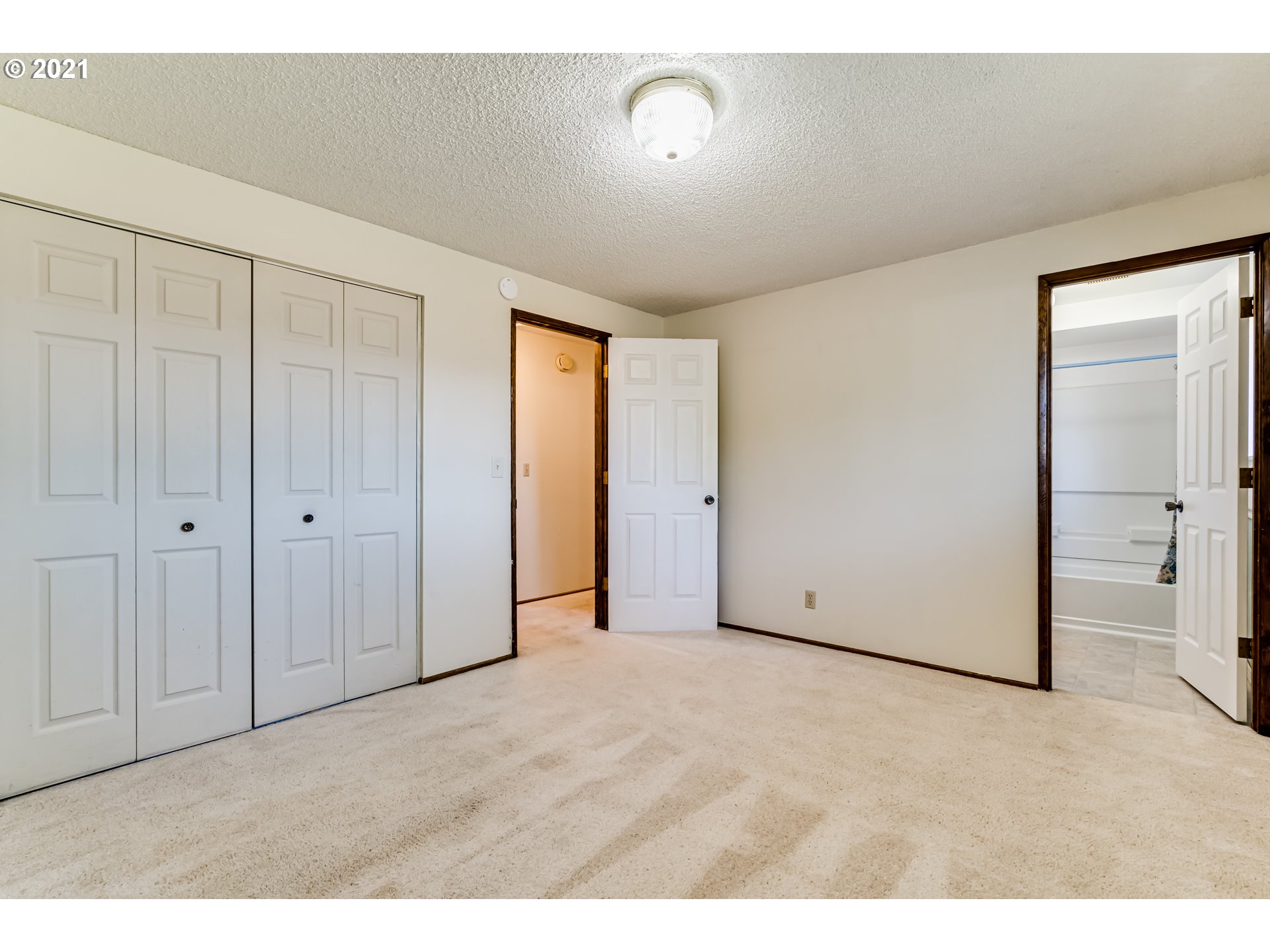6926 D Street Springfield, OR 97478 - Photo 10 of 20 Gallery Image 10