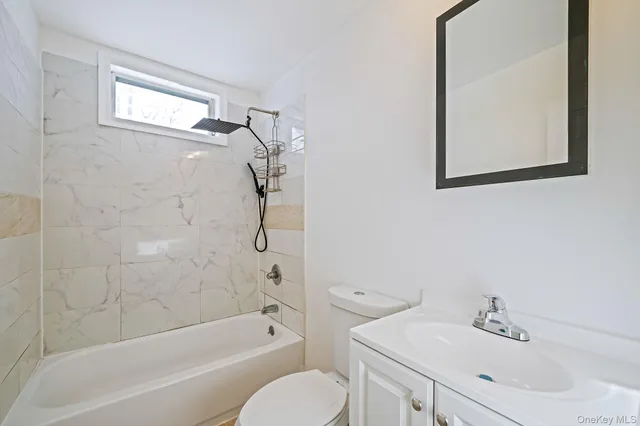 $625,000 | 90 Winchester Drive, Lindenhurst, NY 11757