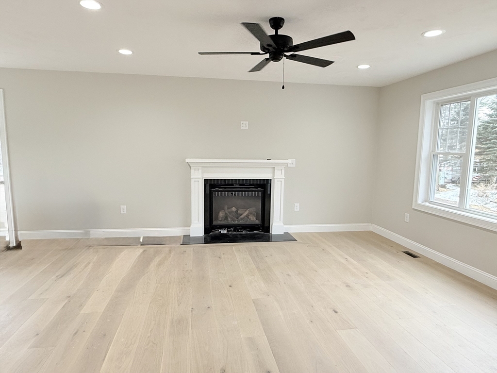 3 Memory Lane Billerica, MA 01821 - Photo 12 of 22