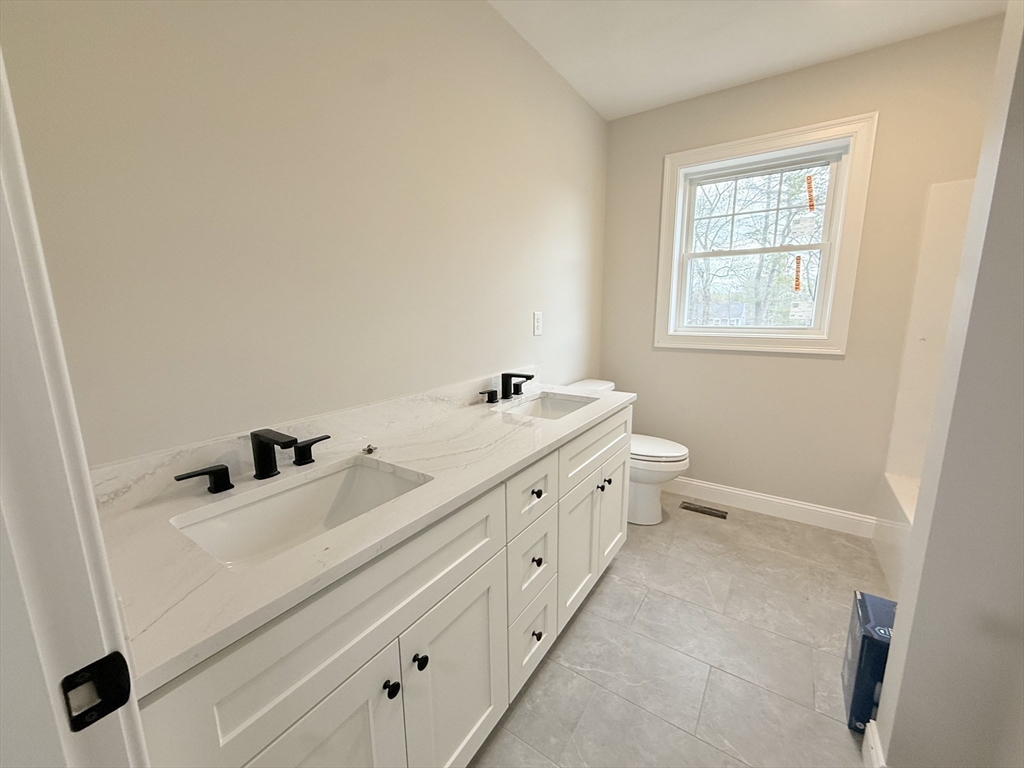 3 Memory Lane Billerica, MA 01821 - Photo 13 of 22