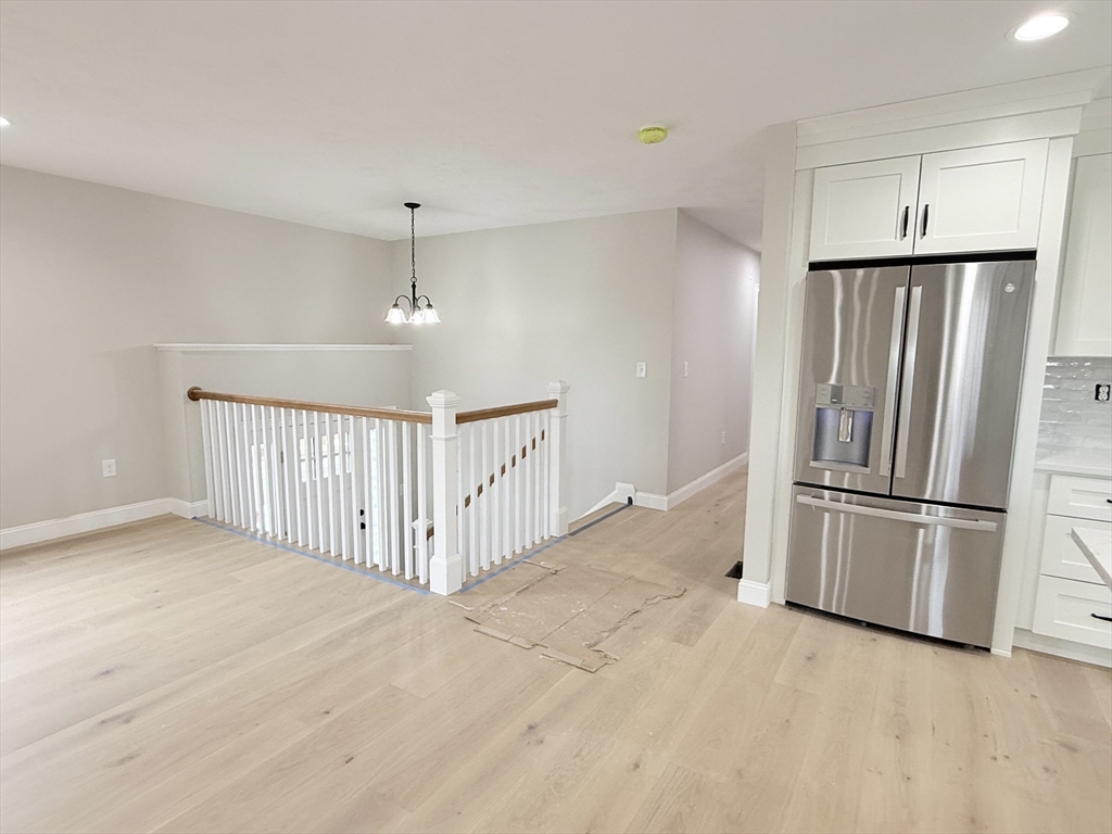 3 Memory Lane Billerica, MA 01821 - Photo 10 of 22