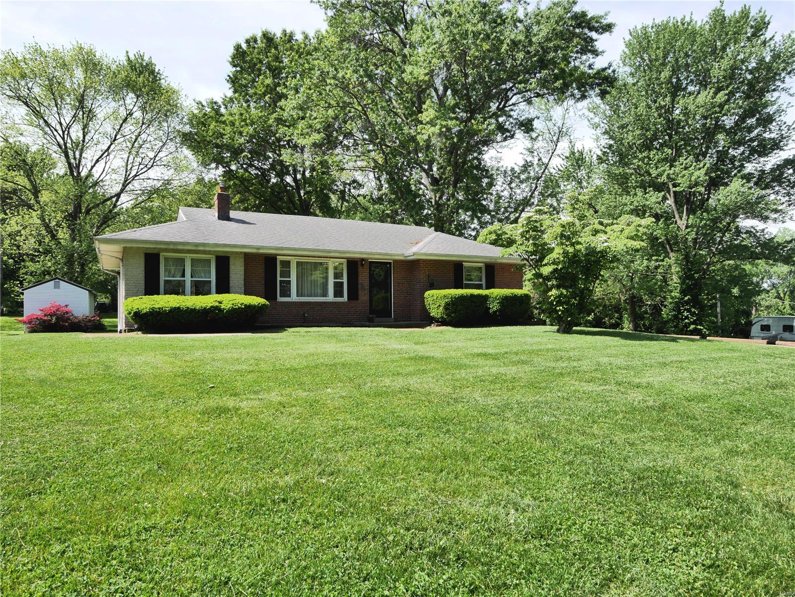 1102 Stein Road St. Louis, MO 63135 - Photo 1 of 44 Gallery Image 1
