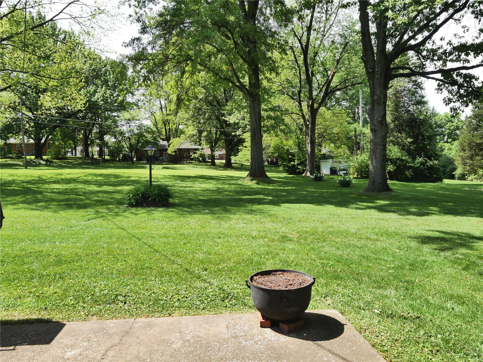 1102 Stein Road St. Louis, MO 63135 - Photo 13 of 44 Gallery Image 13
