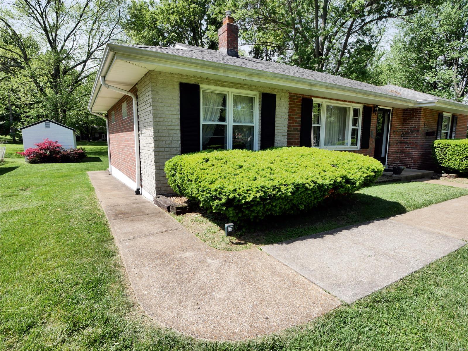 1102 Stein Road St. Louis, MO 63135 - Photo 15 of 44 Gallery Image 15