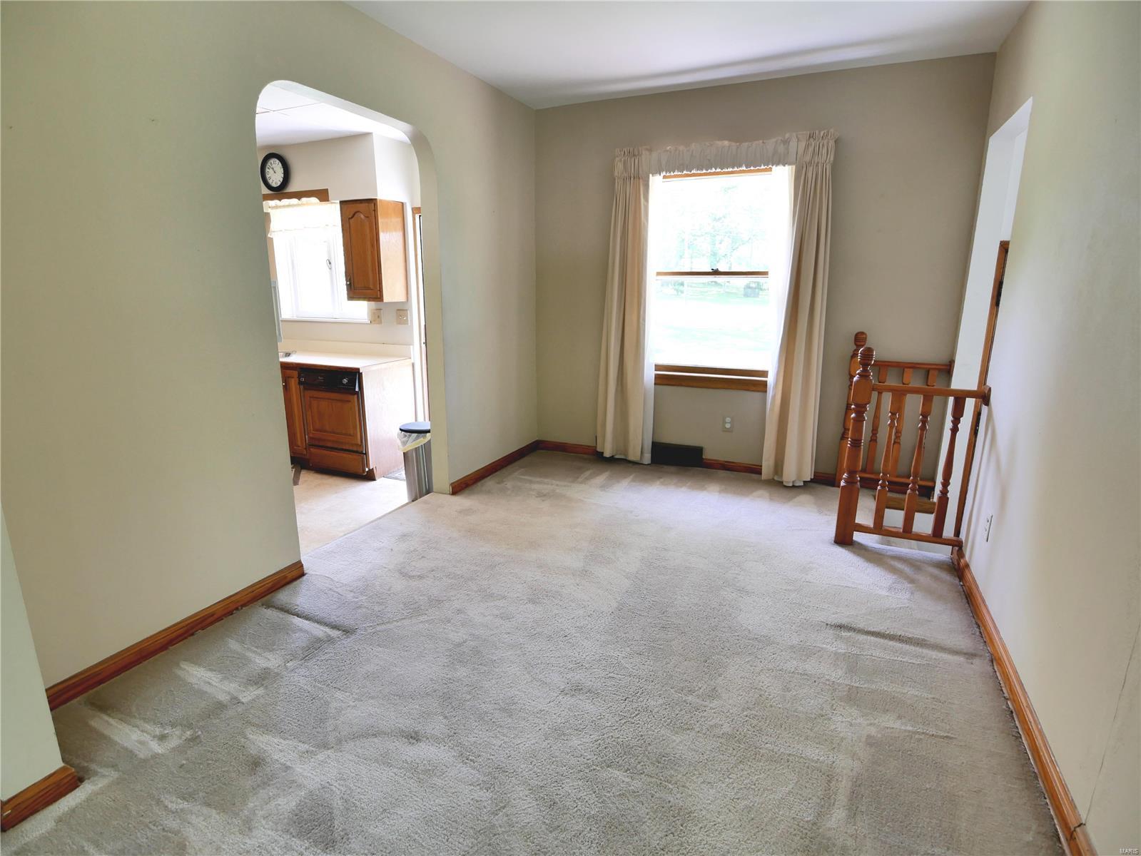 1102 Stein Road St. Louis, MO 63135 - Photo 17 of 44 Gallery Image 17