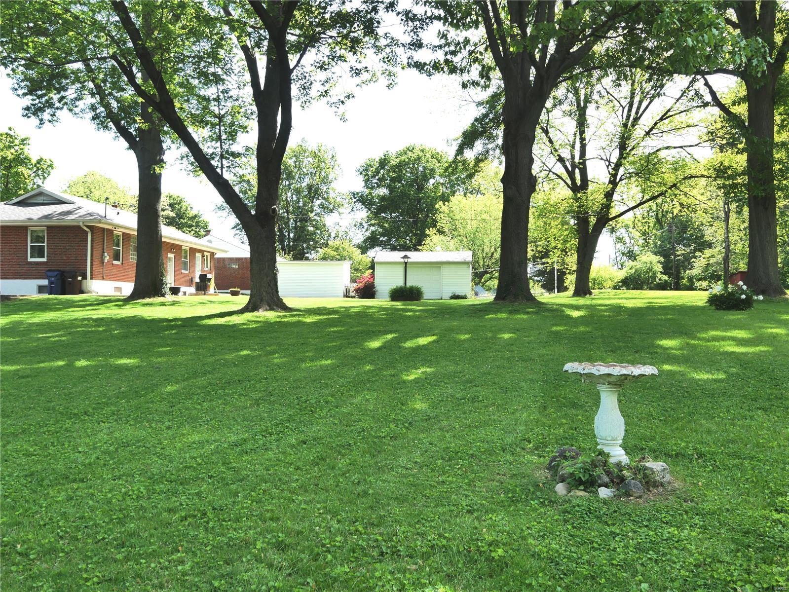 1102 Stein Road St. Louis, MO 63135 - Photo 34 of 44 Gallery Image 34
