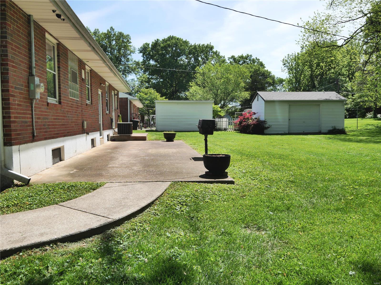 1102 Stein Road St. Louis, MO 63135 - Photo 37 of 44 Gallery Image 37