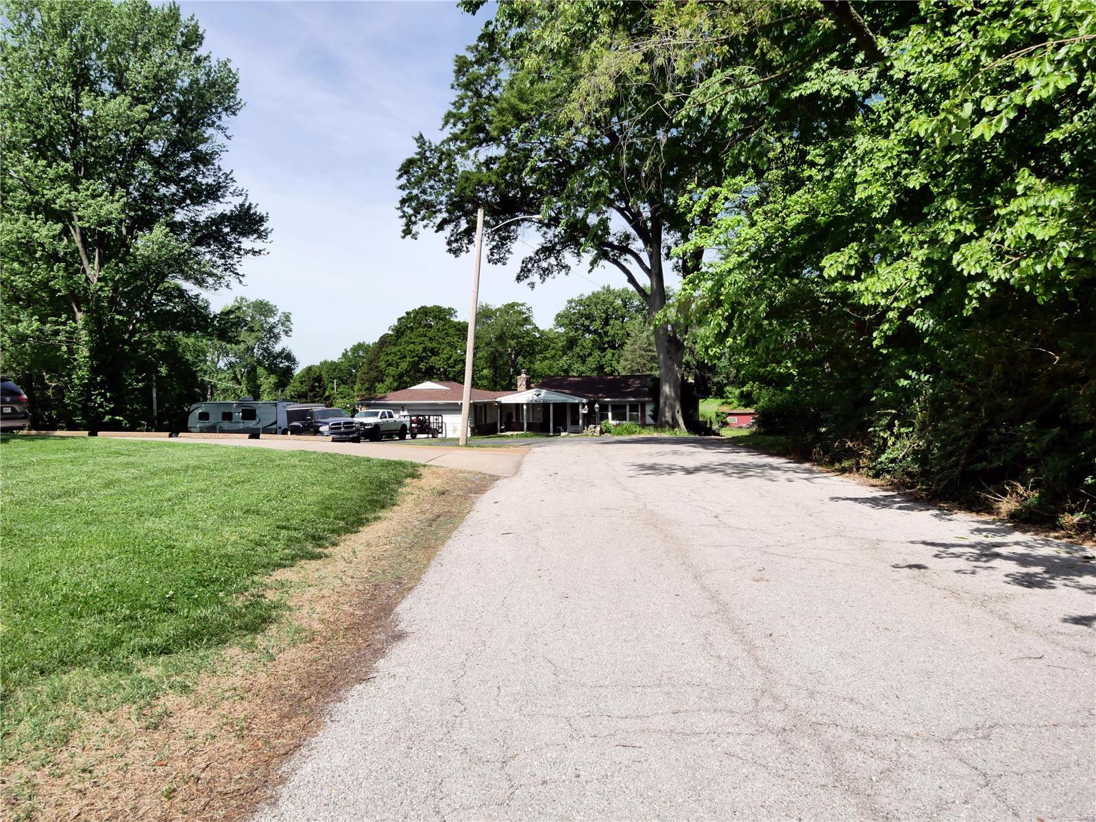 1102 Stein Road St. Louis, MO 63135 - Photo 40 of 44 Gallery Image 40