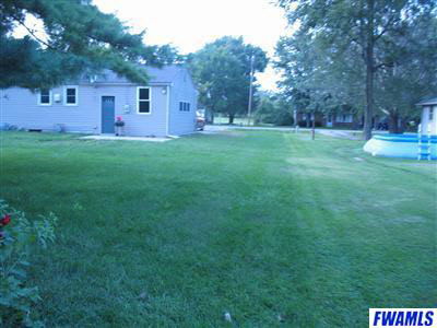7718 Hosler Road Leo, IN 46765 - Photo 3 of 4