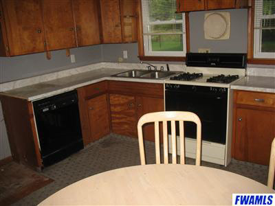 7718 Hosler Road Leo, IN 46765 - Photo 4 of 4