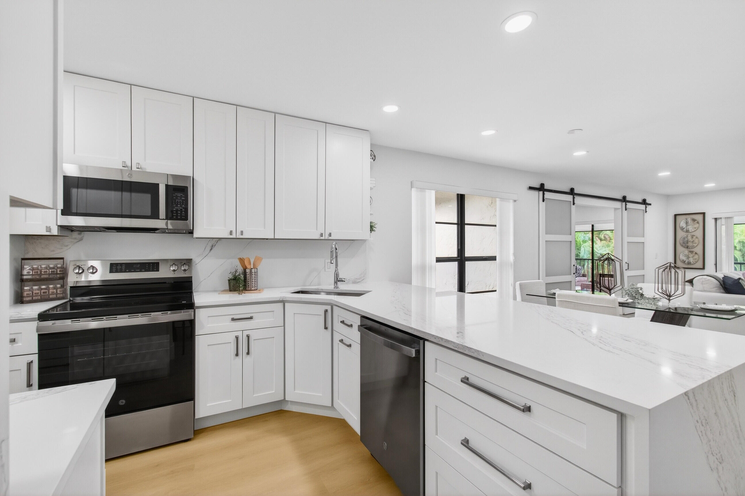21691 Tall Palm Circle, Unit 3B Boca Raton, FL 33433 - Photo 13 of 66 Kitchen