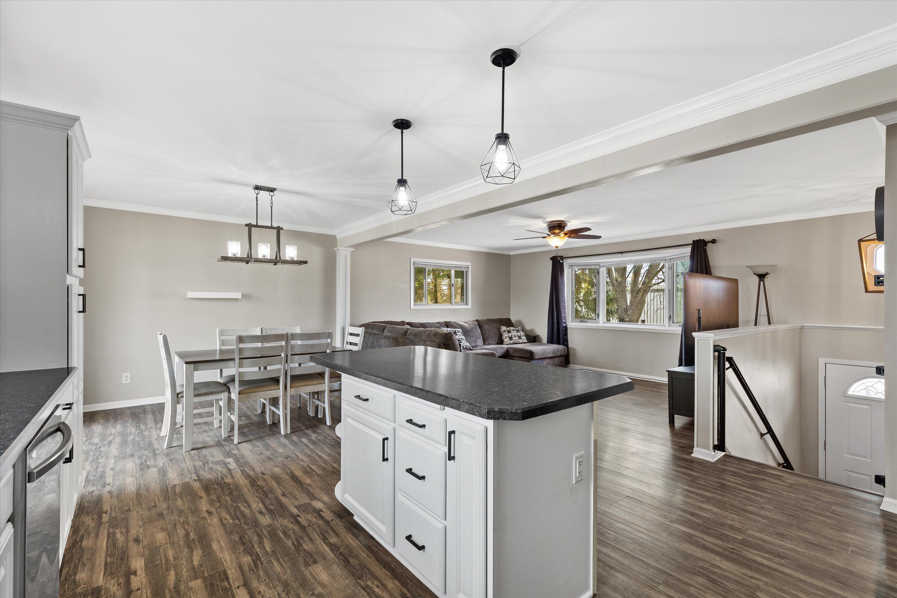 609 Clinton Street Horicon, WI 53032 - Photo 8 of 38 Kitchen to Dinette