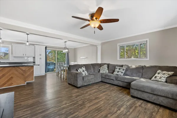 $295,000 | 609 Clinton Street, Horicon, WI 53032