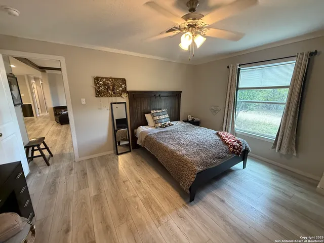 $1,600 | 133 Canyon Lake East, Bandera, TX 78003