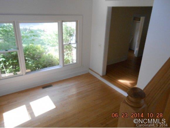 38 Spooks Branch Road Asheville, NC 28804 - Photo 15 of 20 Gallery Image 15