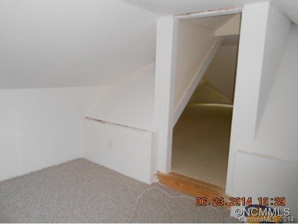 38 Spooks Branch Road Asheville, NC 28804 - Photo 17 of 20 Gallery Image 17