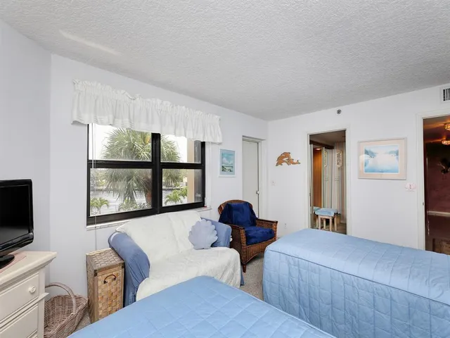 $499,000 | 501 North Riverside Drive, Unit 301, Pompano Beach, FL 33062