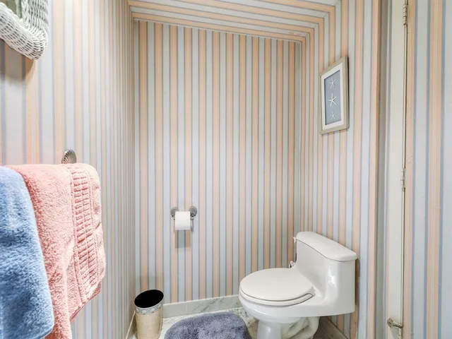 $499,000 | 501 North Riverside Drive, Unit 301, Pompano Beach, FL 33062