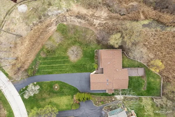 $525,000 | 27317 West Lakeview Drive South, Wauconda, IL 60084