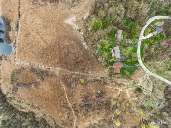 $525,000 | 27317 West Lakeview Drive South, Wauconda, IL 60084