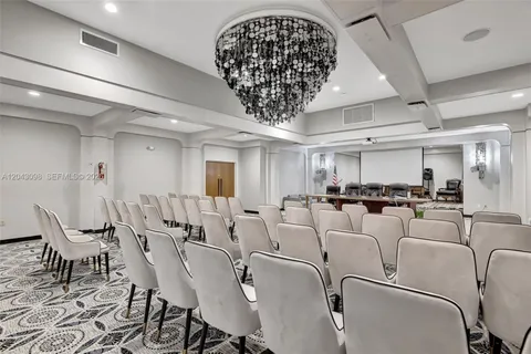 $1,100,000 | 2751 South Ocean Drive, Unit 404N, Hollywood, FL 33019