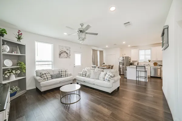 $2,150 | 26407 Red Clover Drive, Magnolia, TX 77355