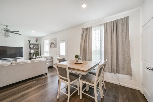 $2,150 | 26407 Red Clover Drive, Magnolia, TX 77355