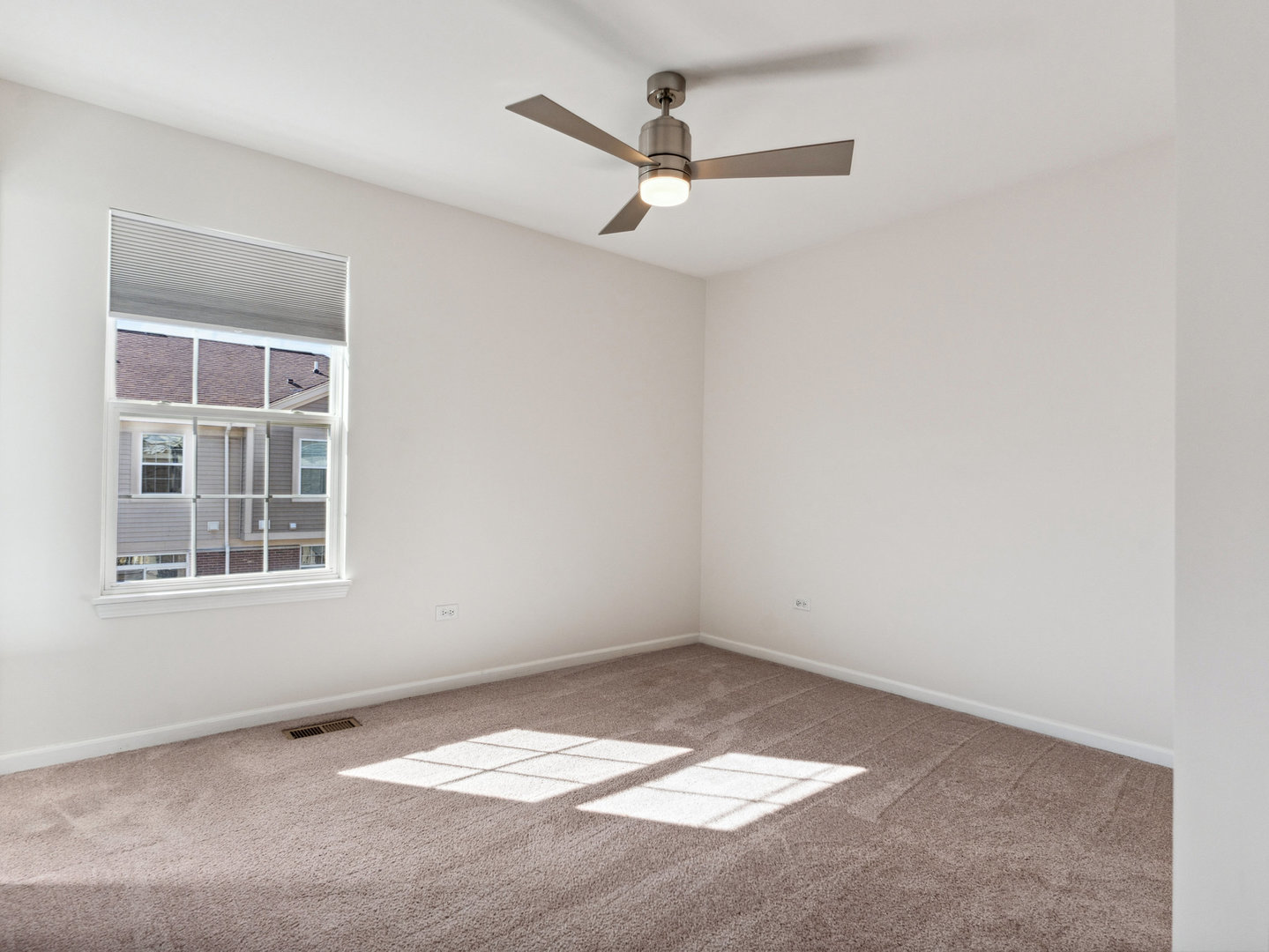 2933 Henley Lane Naperville, IL 60540 - Photo 19 of 28