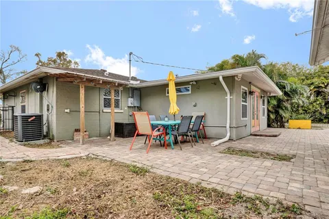 $415,000 | 3510 4th Avenue West, Bradenton, FL 34205