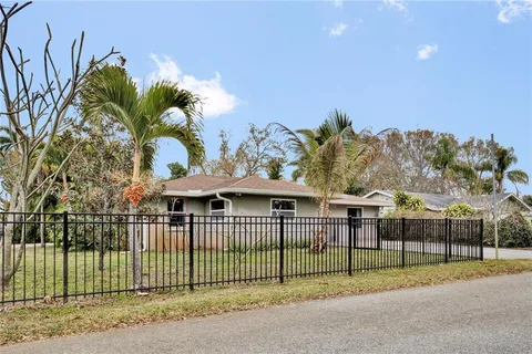 $415,000 | 3510 4th Avenue West, Bradenton, FL 34205