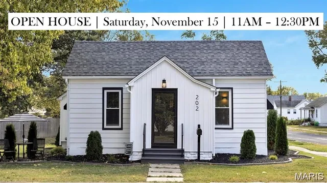 $184,000 | 202 East Olive Street, Staunton, IL 62088