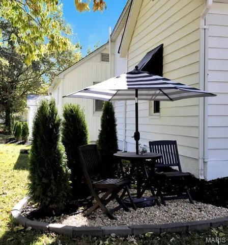 $184,000 | 202 East Olive Street, Staunton, IL 62088