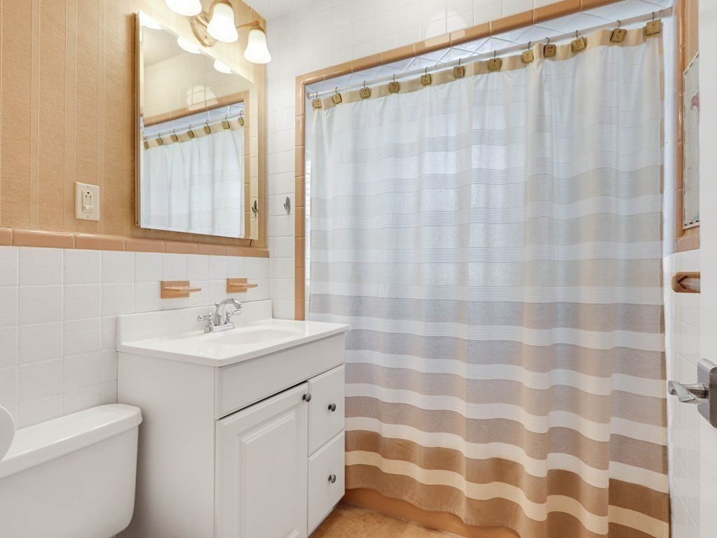 41 Sunset Road, Unit 41 Somerville, MA 02144 - Photo 12 of 38 Gallery Image 12