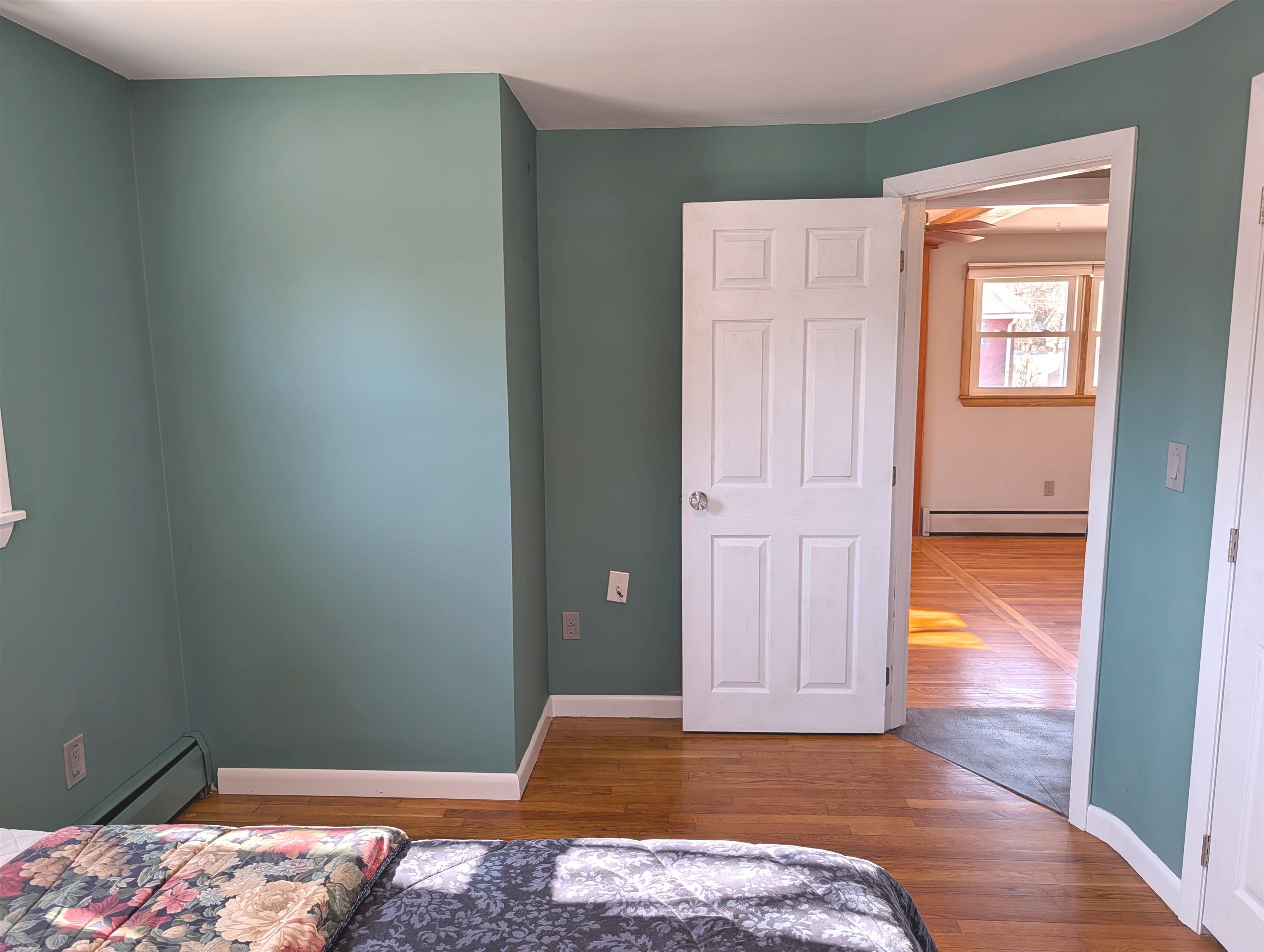 12 Fernand Street Manchester, NH 03103 - Photo 15 of 30