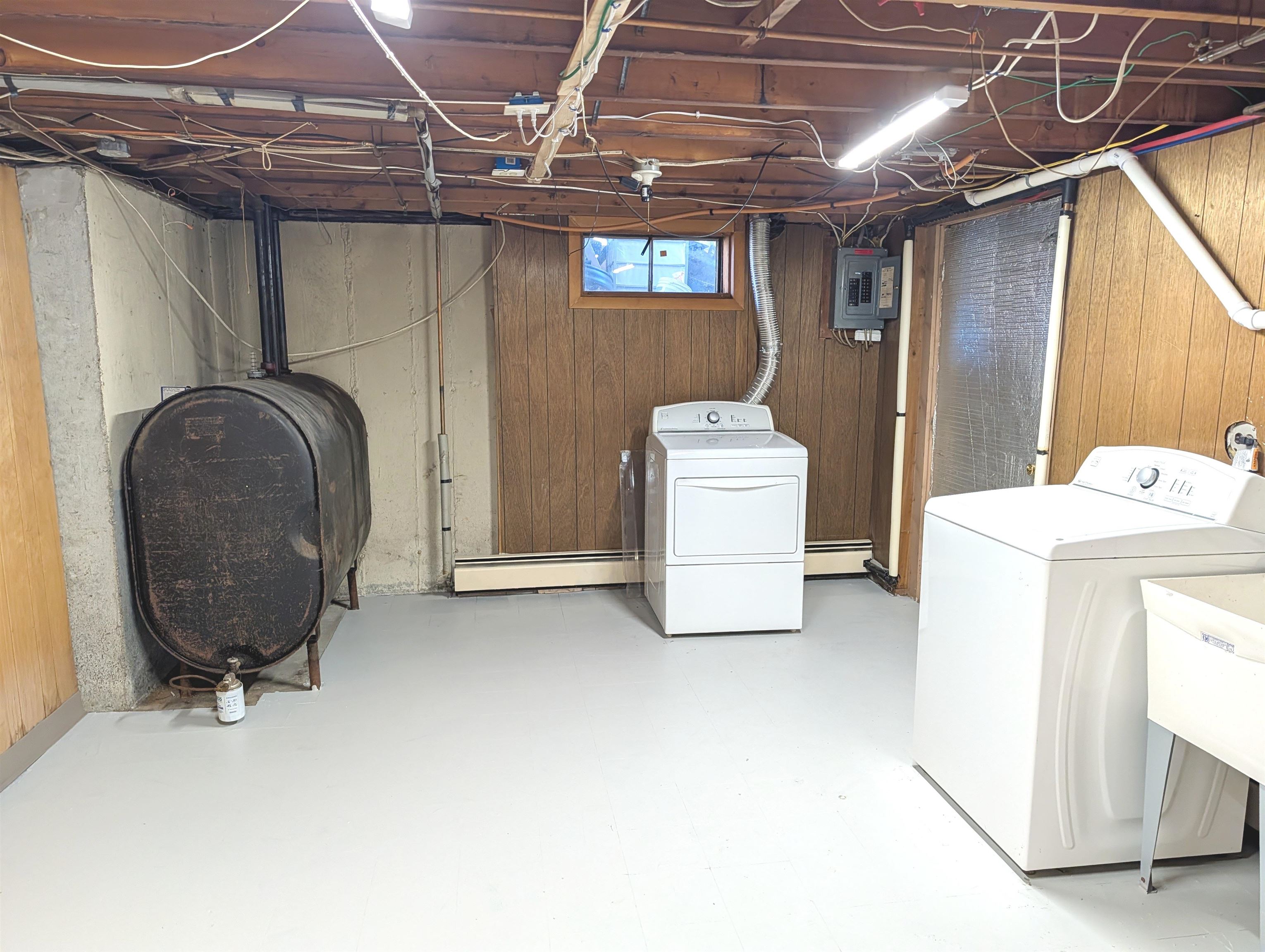 12 Fernand Street Manchester, NH 03103 - Photo 25 of 30