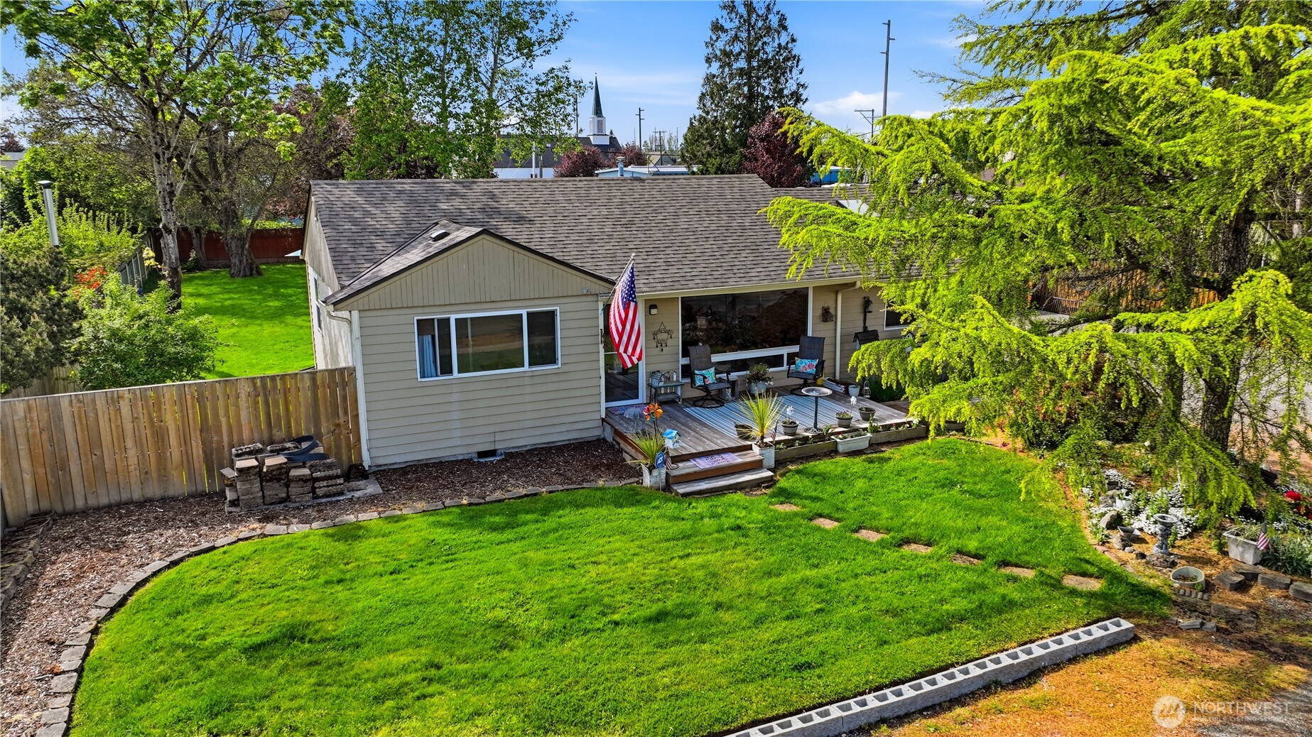 2016 63rd Avenue East Fife, WA 98424 - Photo 1 of 19